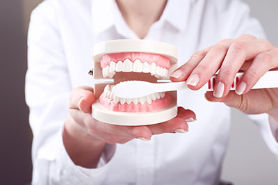 Alta Dental | Frenos o Brackets, Invisalign reg  and Sellantes y Servicios Preventivos